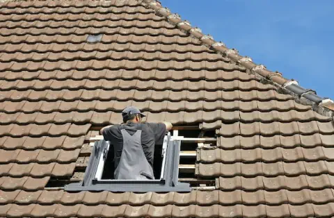 Pose de velux - Saint-Laurent-sur-Saône